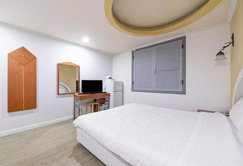 Boryeong Time Motel