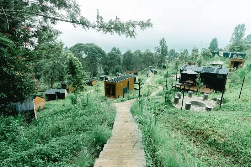 Hotelli Bobocabin Gunung Mas