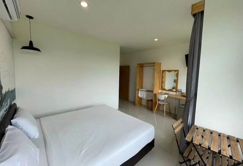 Dwell Phuket Airport Hotel At Naiyang