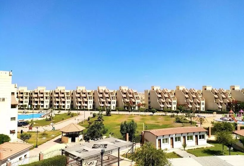 هتل Marseilia Aqua Park Alam Al Roum