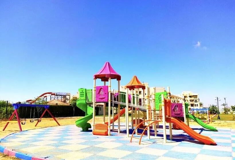 هتل Marseilia Aqua Park Alam Al Roum