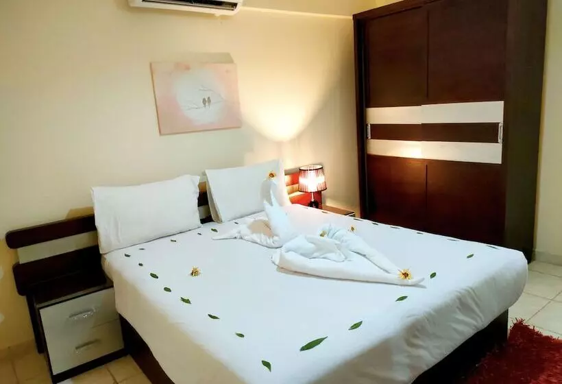 هتل Marseilia Aqua Park Alam Al Roum