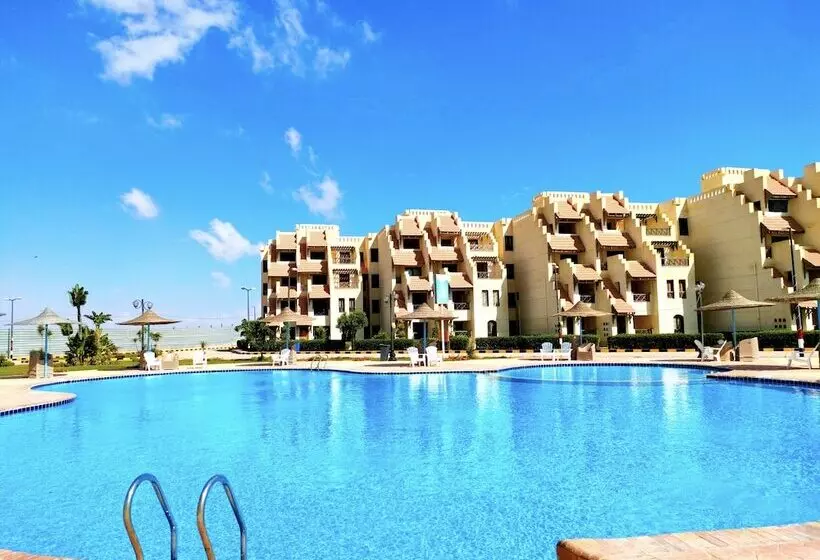 هتل Marseilia Aqua Park Alam Al Roum