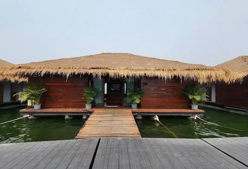 Hotelli Ruknam Resort