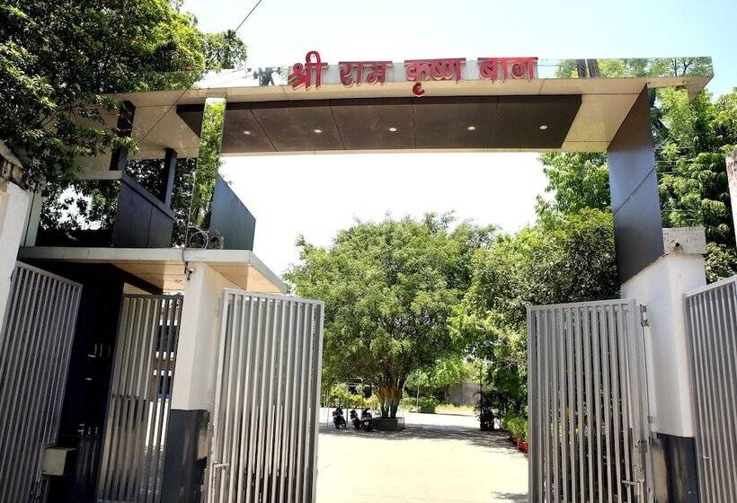 Отель Shri Ramkrishna Baag