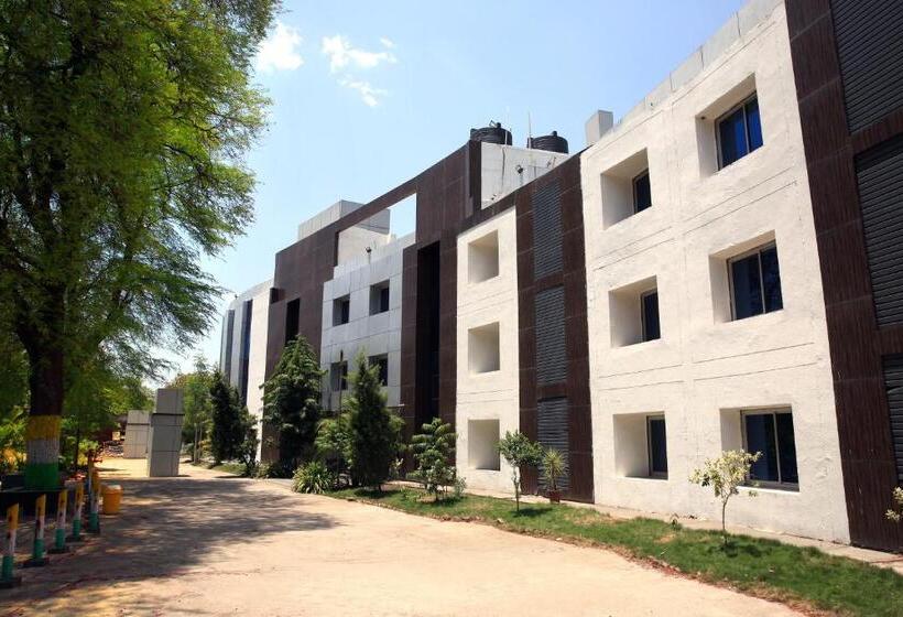 Отель Shri Ramkrishna Baag