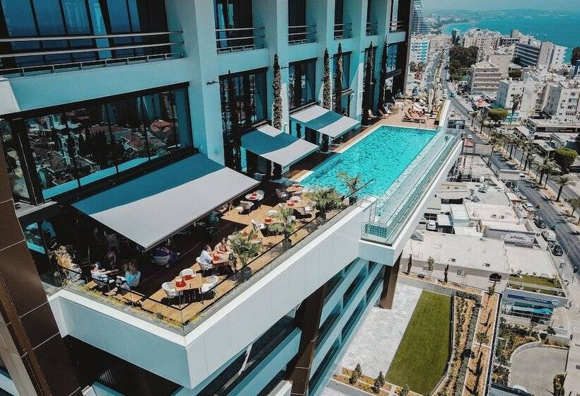 Hotel The Icon Limassol
