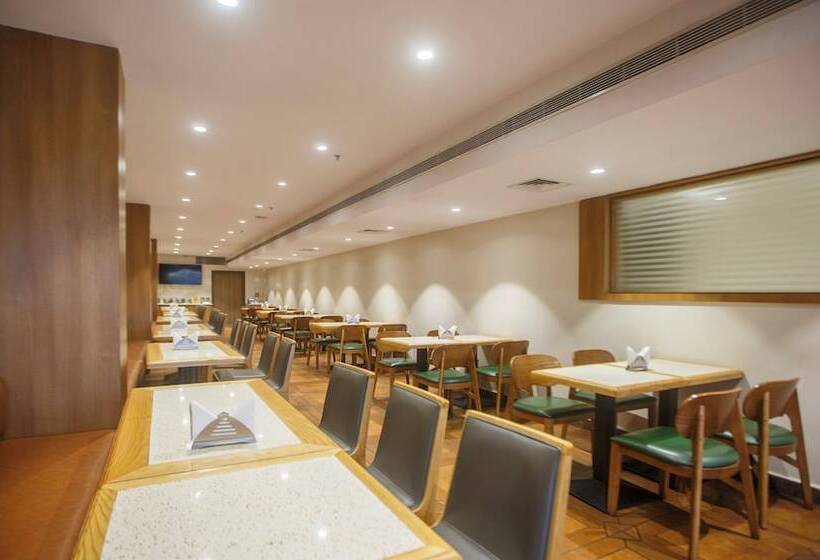 هتل Treebo Seasons Comfort