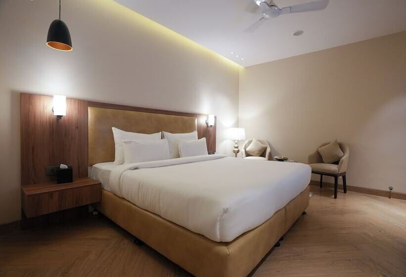 Udman Hotel Gurugram