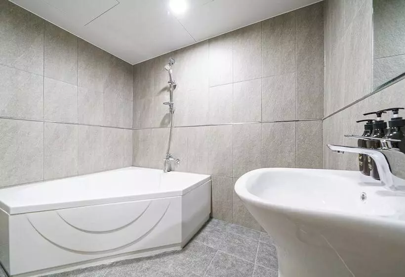 مُتل Cheongju Ochang Memory Stay