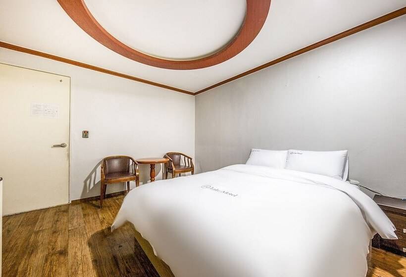 汽车旅馆  Daejeon Daesa Lake