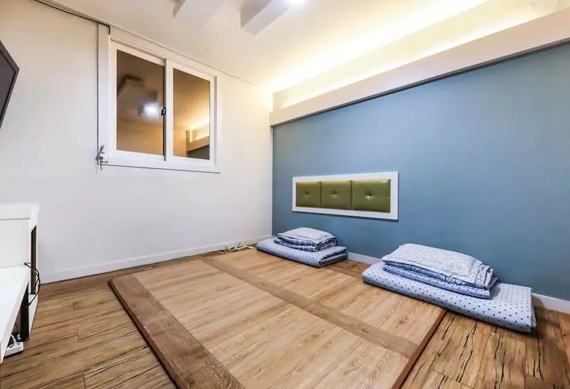 モーテル Eumseong Cello