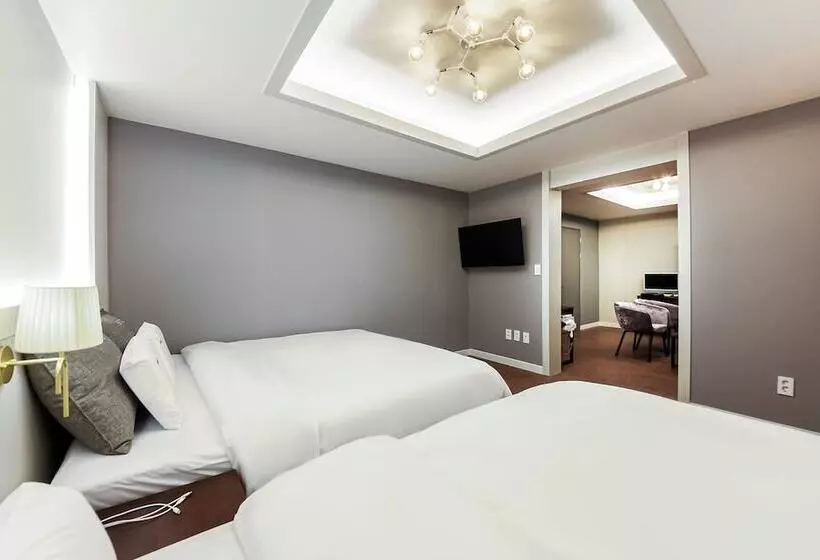 モーテル Gwangju Sangmu Hotel Seattle