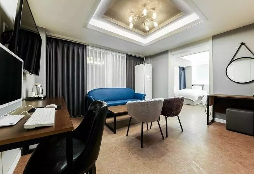 モーテル Gwangju Sangmu Hotel Seattle