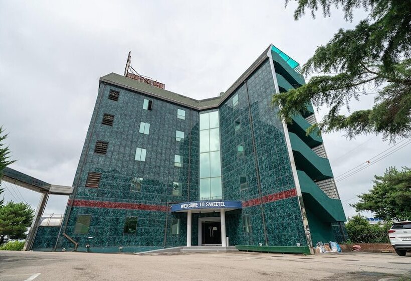 فندق على الطريق Jebudo Seuwitel