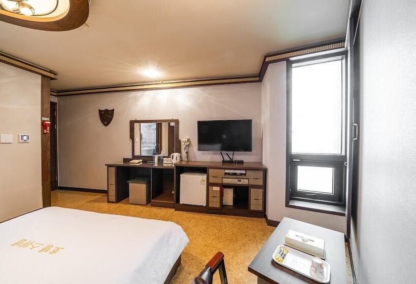 فندق على الطريق Jebudo Seuwitel