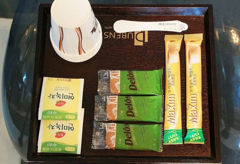 מוטל Suncheon Rubens