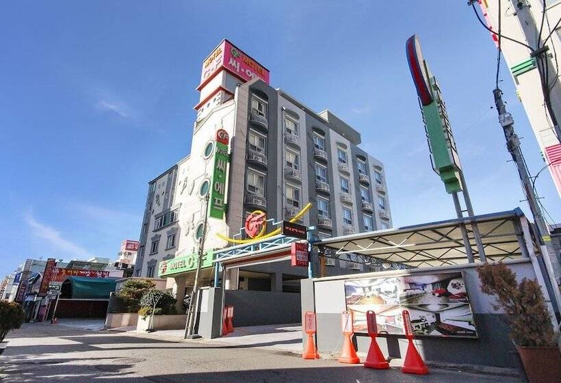 Motel Yeosu Cf