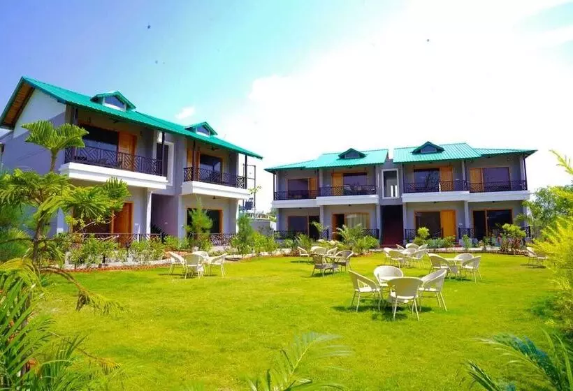 Lomakeskus The Jungle Book Corbett