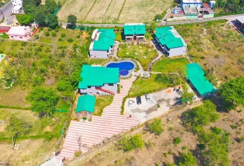 Lomakeskus The Jungle Book Corbett