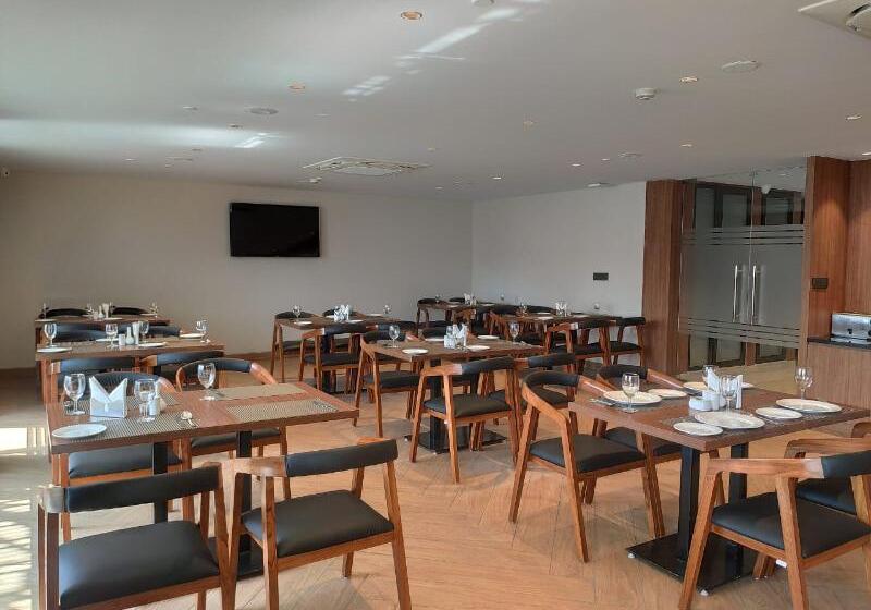 Udman Hotel Gurugram