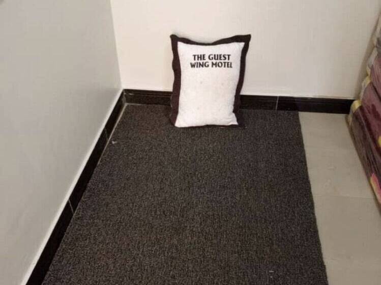 تختخواب و صبحانه Musita Guest Wing Motel