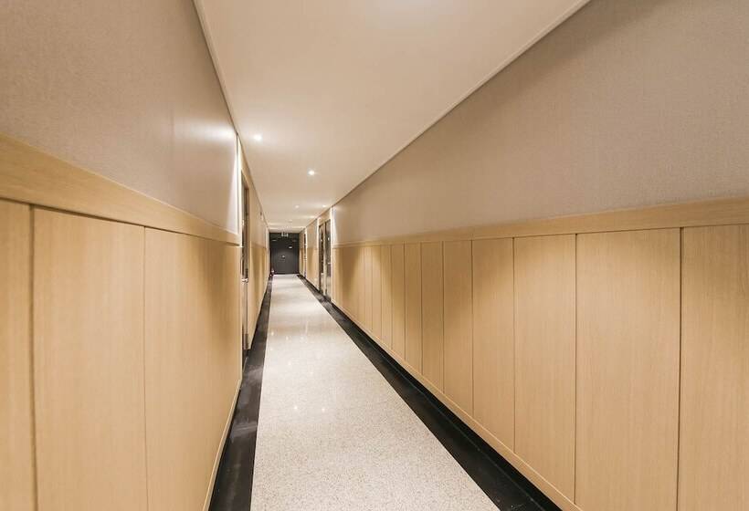 Cloudin Hotel Mokpo Peace Square Branch