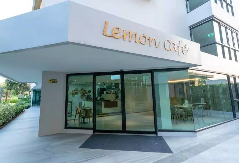 ホテル Crystal Srivaree Suvarnabhumi