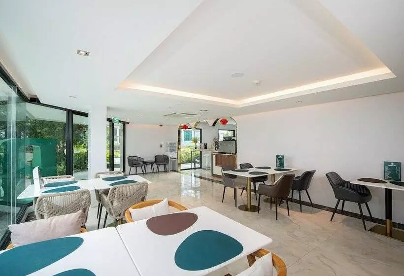 ホテル Crystal Srivaree Suvarnabhumi