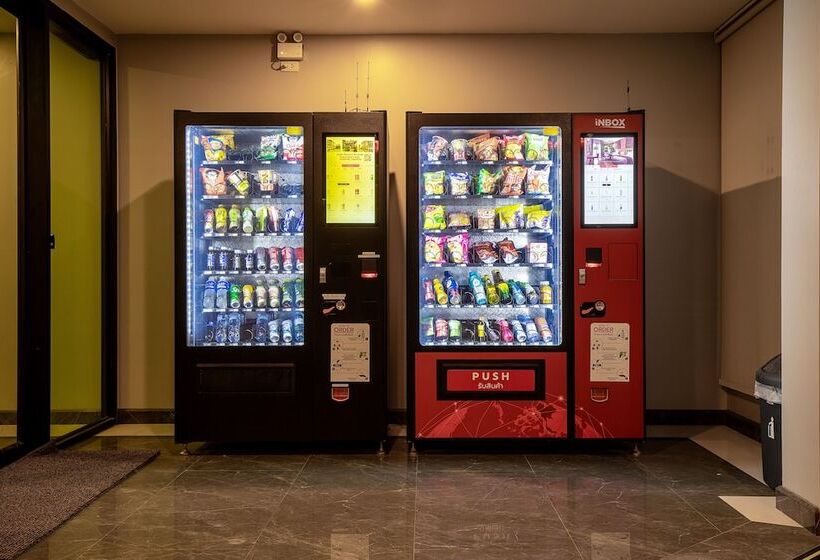 Hotel Crystal Srivaree Suvarnabhumi