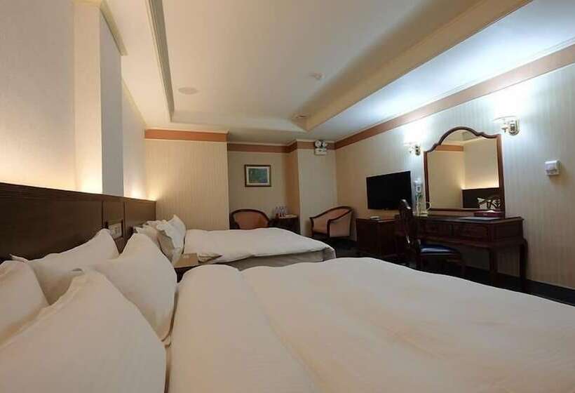 هتل Duke Business