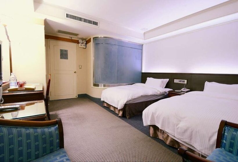 هتل Duke Business