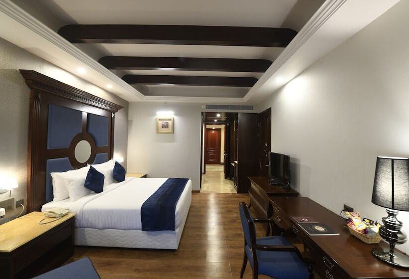 Hotel Hukam's Lalit Mahal