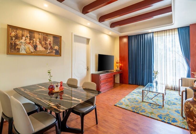 Hotel Hukam's Lalit Mahal