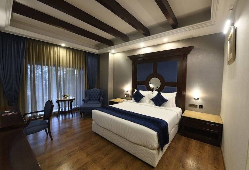 Hotel Hukam's Lalit Mahal