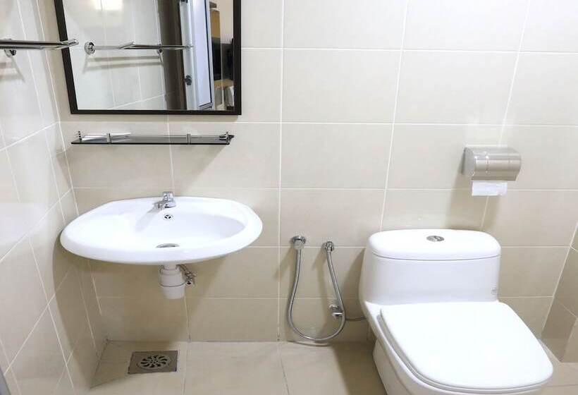 酒店 Capital O 90897 Island City