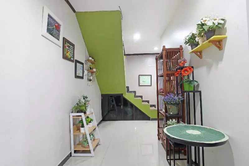 Hotelli Noor Inn Syariah By Oyo