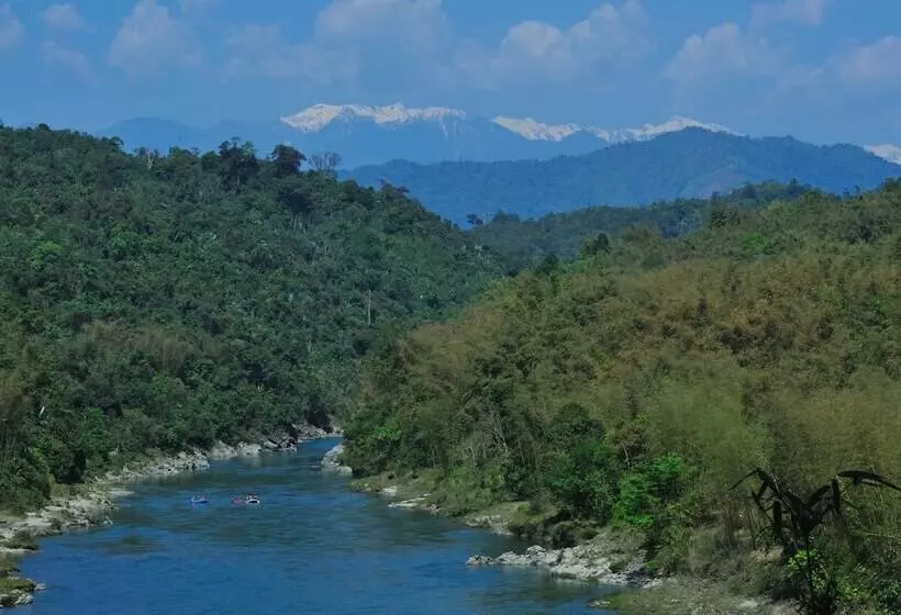 هتل One Myanmar Resort Putao