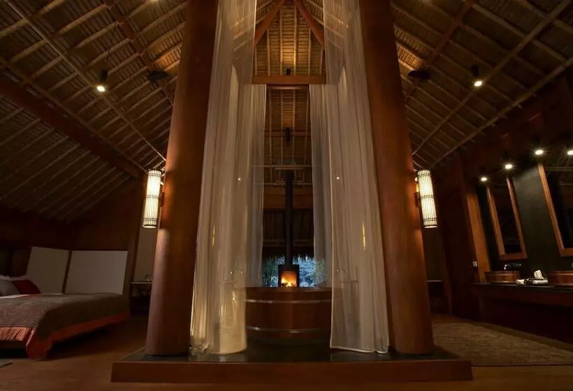 هتل One Myanmar Resort Putao