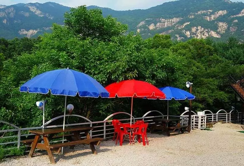 هتل Pocheon Yeohaeng Sketch Pension