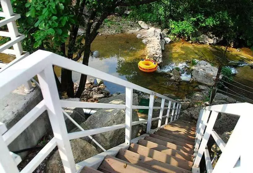 هتل Pocheon Yeohaeng Sketch Pension
