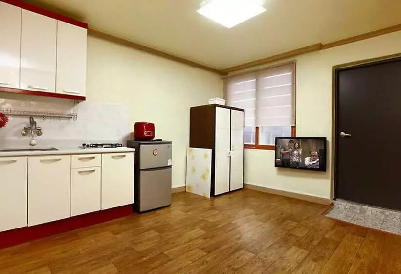 هتل Pocheon Yeohaeng Sketch Pension