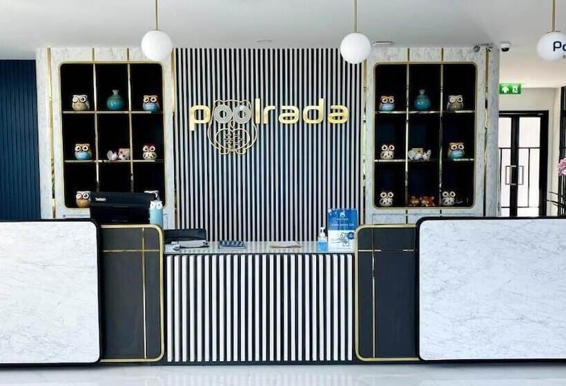 Отель Poolrada Boutique
