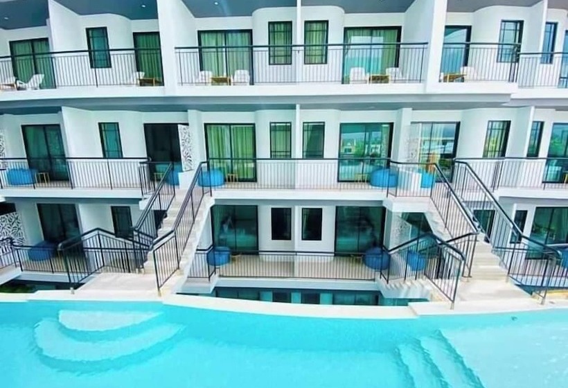 Отель Poolrada Boutique