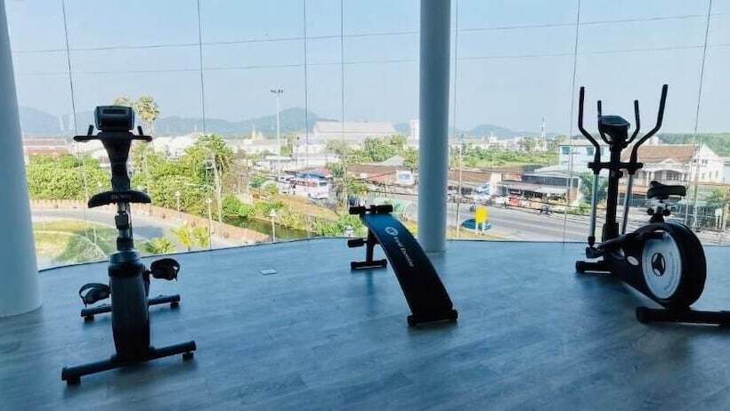 Отель Poolrada Boutique