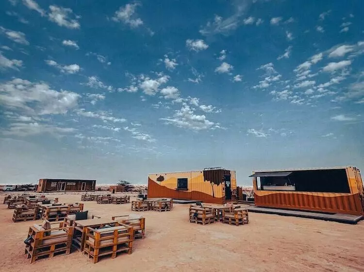 Hotelli Pura Eco Retreat Jebel Hafit Desert Park