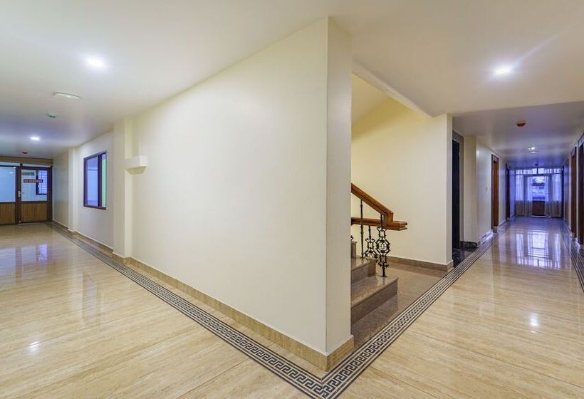 호텔 Treebo Aaravi Residency, 800 Mtrs From Promenade Beach