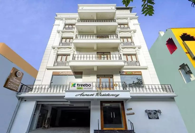 هتل Treebo Aaravi Residency, 800 Mtrs From Promenade Beach