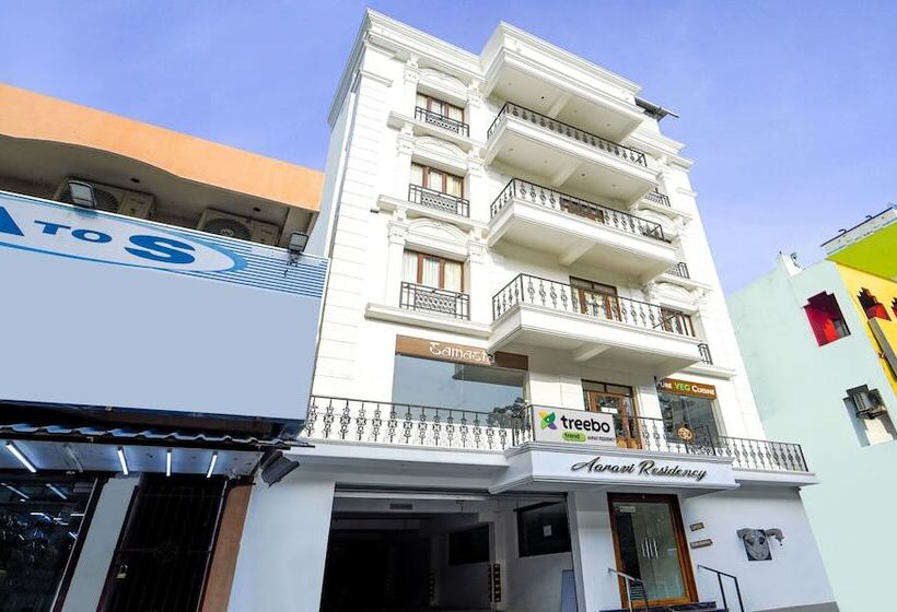 호텔 Treebo Aaravi Residency, 800 Mtrs From Promenade Beach