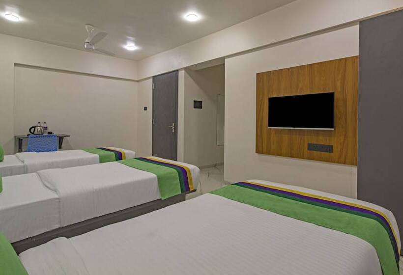 호텔 Treebo Atithi Comforts Inn